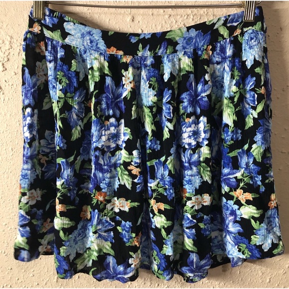 Forever 21 Dresses & Skirts - 🌼Forever 21 | Bundled Floral Skirts🌼